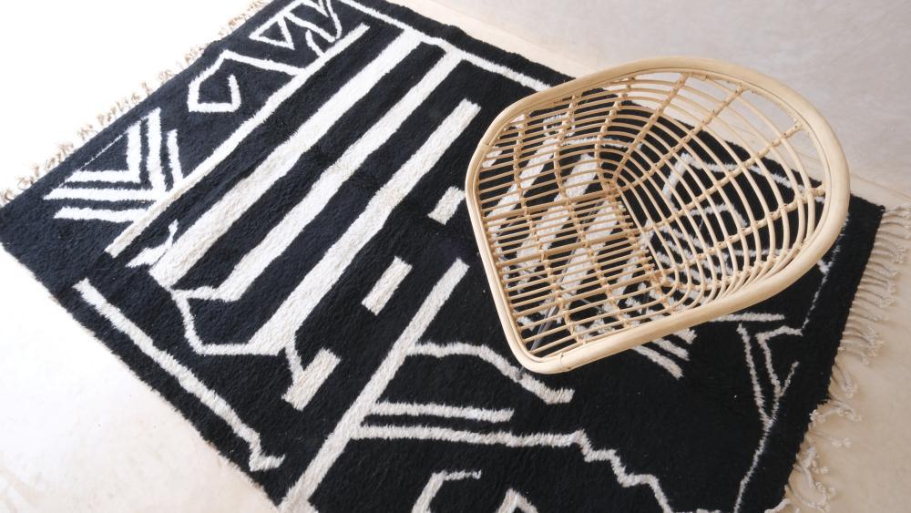 Black Moroccan Modern Rug 9.8 x 6.7 ft / 298 x 207 cm - Surcoma