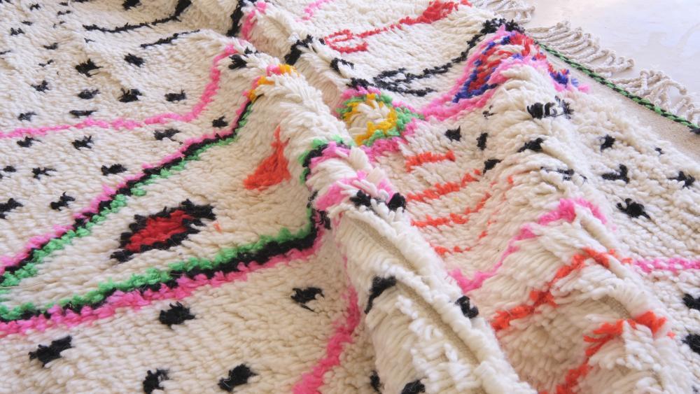Moroccan Neon Wool Rug 8.6 x 7.1 ft / 262 x 218 cm - Surcoma