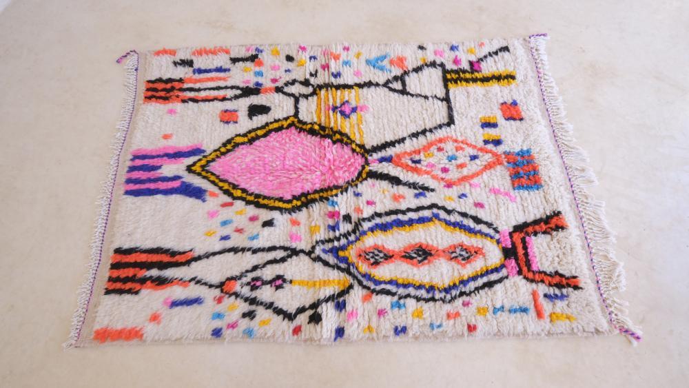 Moroccan Neon Wool Rug 6 x 4.1 ft / 183 x 127 cm - Surcoma