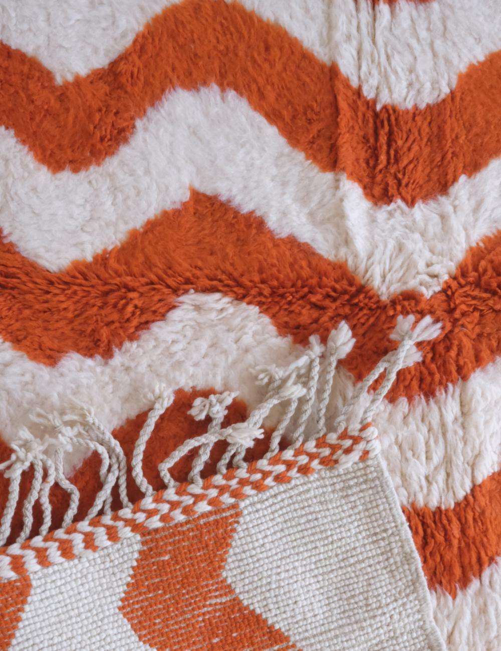 Moroccan Orange Wool Rug 9.9 x 6.5 ft / 303 x 200 cm - Surcoma