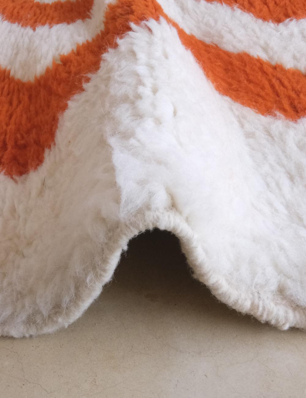 Moroccan Orange Wool Rug 9.9 x 6.5 ft / 303 x 200 cm - Surcoma