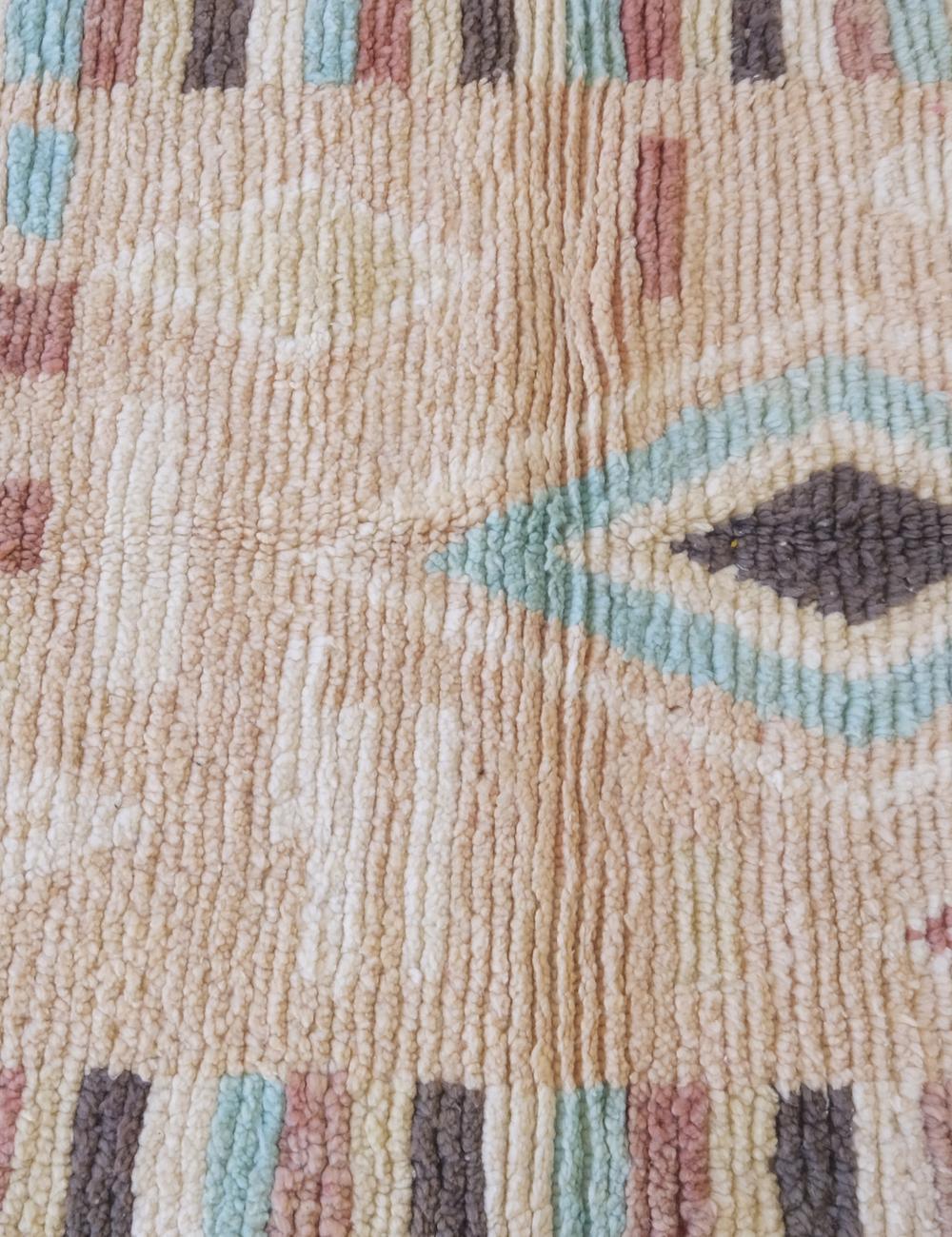 Moroccan Small Boujad Wool Rug 5 x 3.1 ft / 152 x 97 cm - Surcoma
