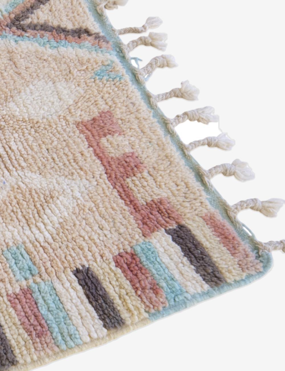 Moroccan Small Boujad Wool Rug 5 x 3.1 ft / 152 x 97 cm - Surcoma