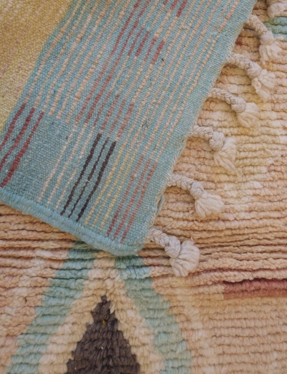 Moroccan Small Boujad Wool Rug 5 x 3.1 ft / 152 x 97 cm - Surcoma