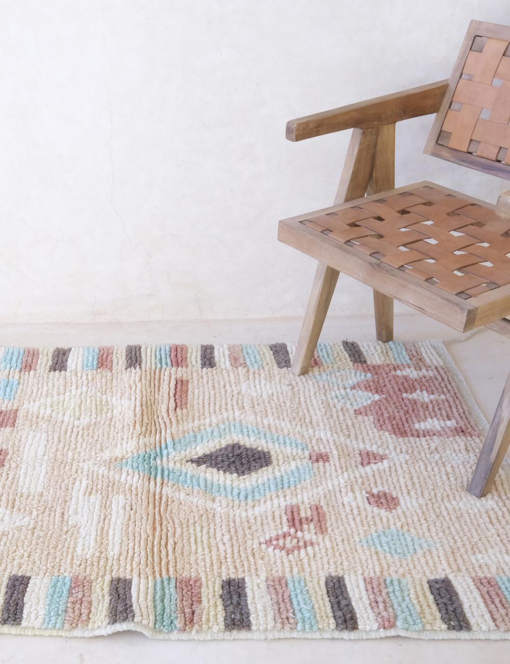 Moroccan Small Boujad Wool Rug 5 x 3.1 ft / 152 x 97 cm - Surcoma