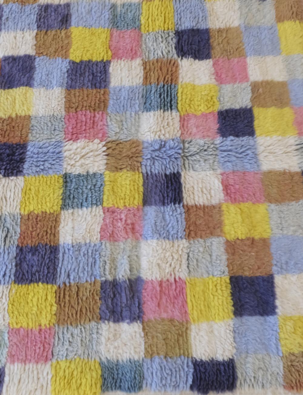 Moroccan Small Checkered Wool Rug 6.6 x 3.8 ft / 201 x 116 cm - Surcoma