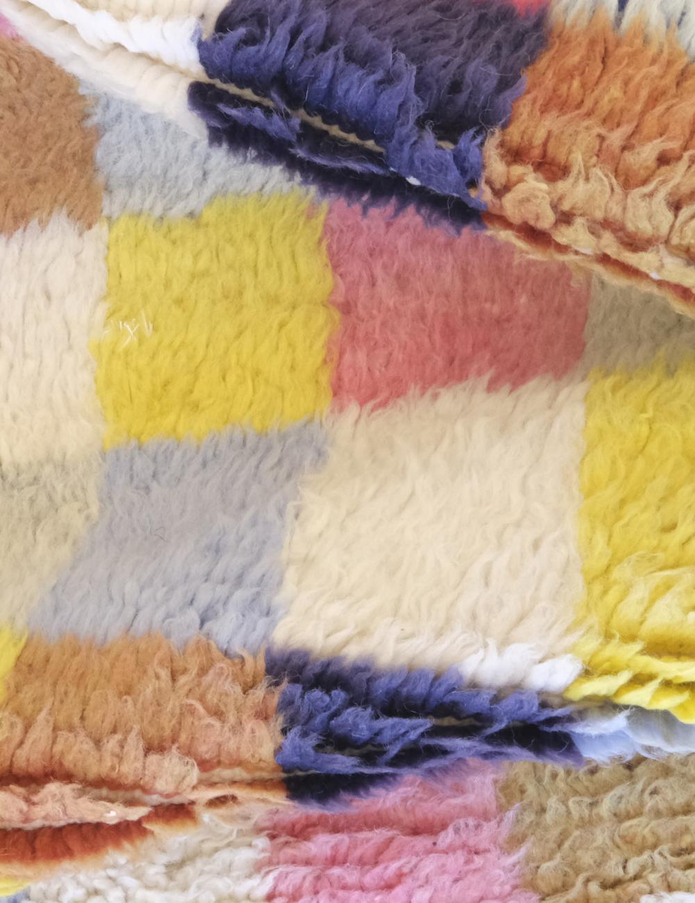Moroccan Small Checkered Wool Rug 6.6 x 3.8 ft / 201 x 116 cm - Surcoma
