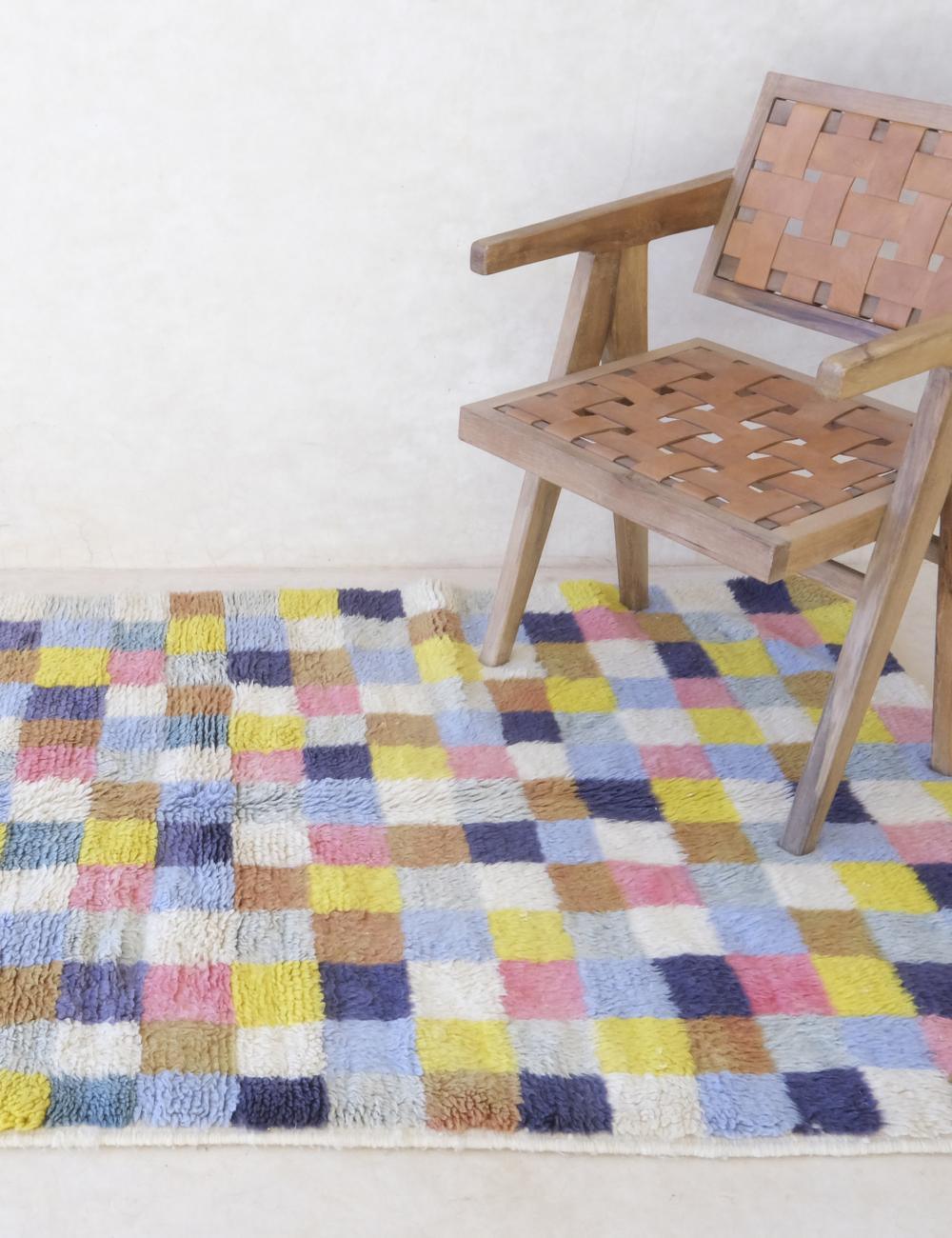 Moroccan Small Checkered Wool Rug 6.6 x 3.8 ft / 201 x 116 cm - Surcoma