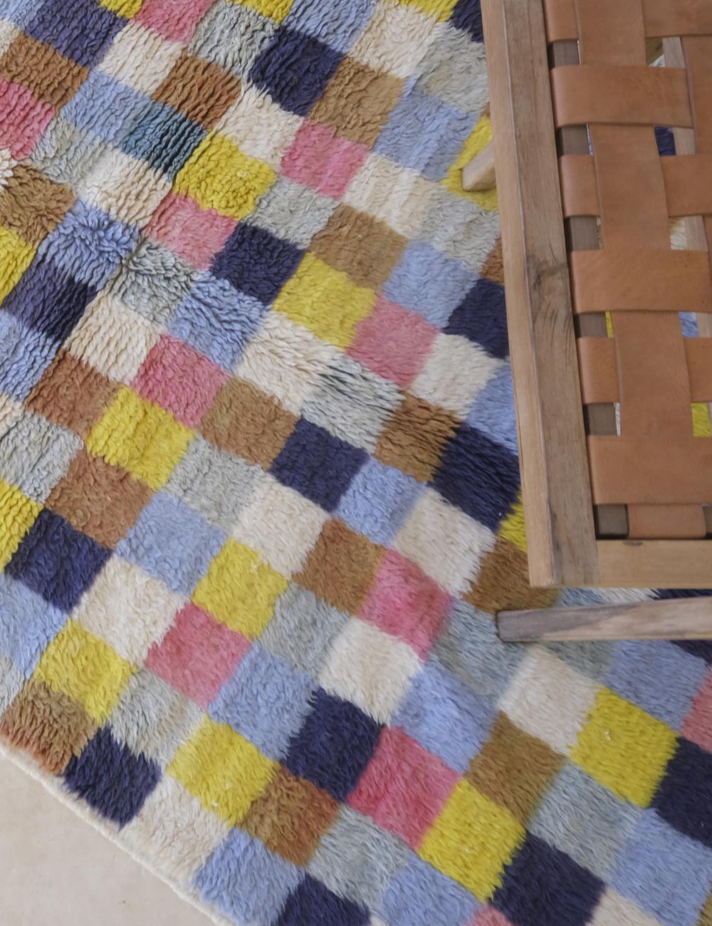 Moroccan Small Checkered Wool Rug 6.6 x 3.8 ft / 201 x 116 cm - Surcoma