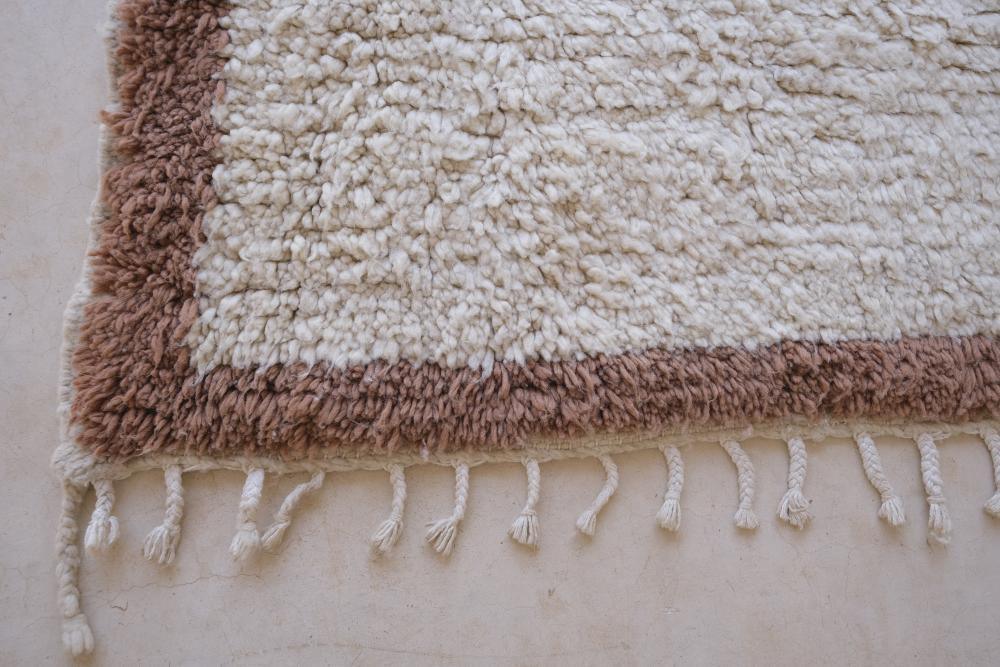 Moroccan Solid Beni Ourain Wool Rug 7.1 x 6.5 ft / 216 x 200 cm - Surcoma