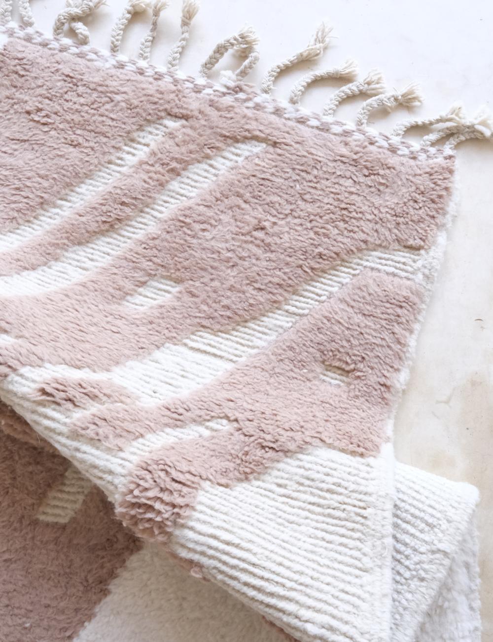 Moroccan Tan Beige Wool Rug 9.6 x 8.2 ft / 292 x 250 cm - Surcoma