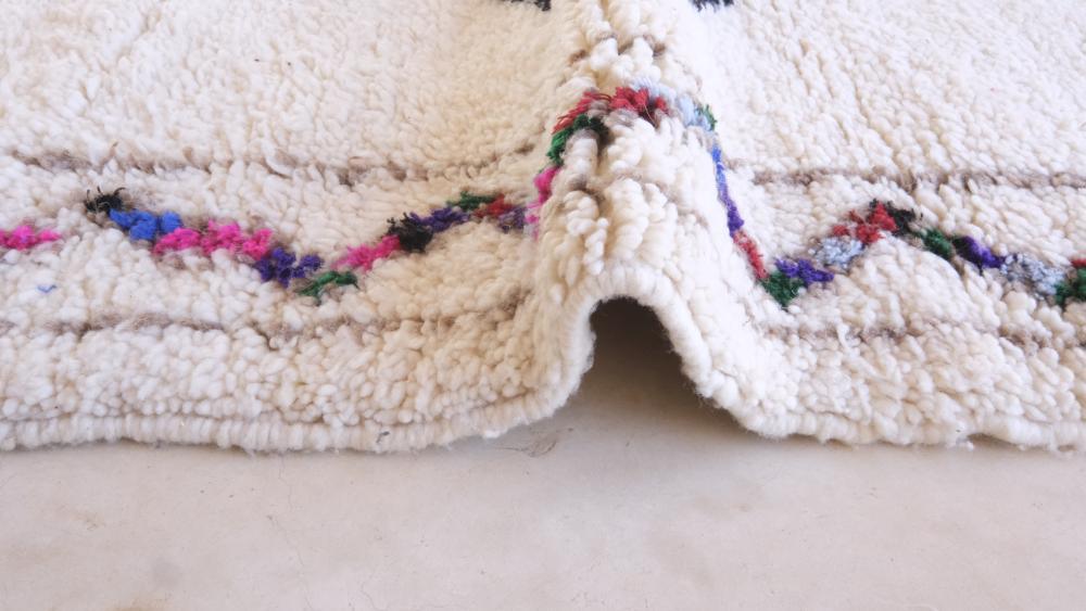 Moroccan Tribal Wool Rug 9.7 x 6.5 ft / 297 x 200 cm - Surcoma