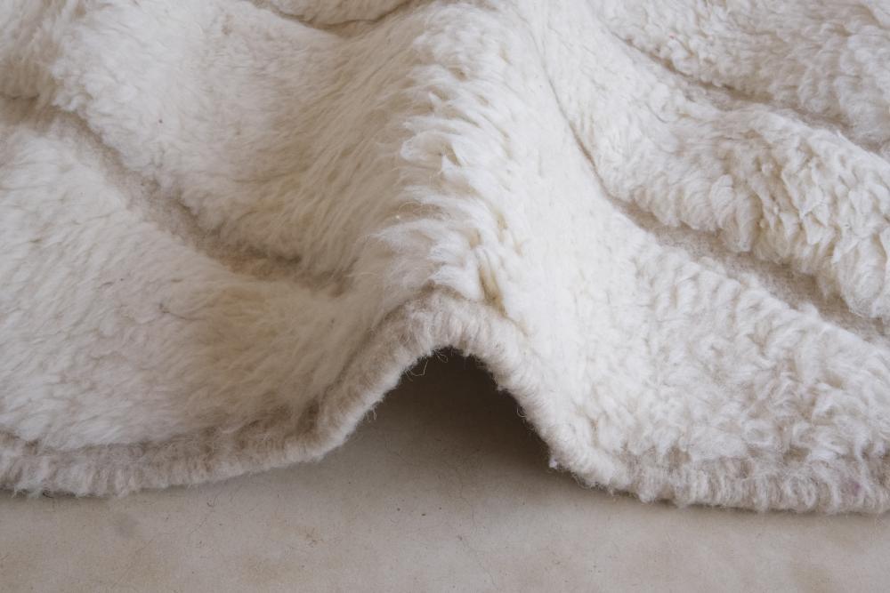 Moroccan White Beni Ourain Rug 8.1 x 6.9 ft / 247 x 212 cm - Surcoma