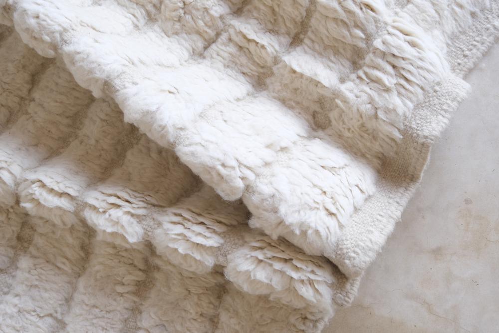 Moroccan White Beni Ourain Rug 9.6 x 6.4 ft / 293 x 197 cm - Surcoma