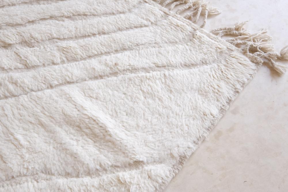 Moroccan White Beni Ourain Rug 8.1 x 6.9 ft / 247 x 212 cm - Surcoma