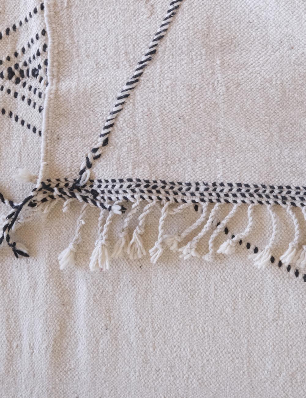 Moroccan White Kilim Zanafi Runner Rug 14.3 x 4.3 ft / 437 x 133 cm