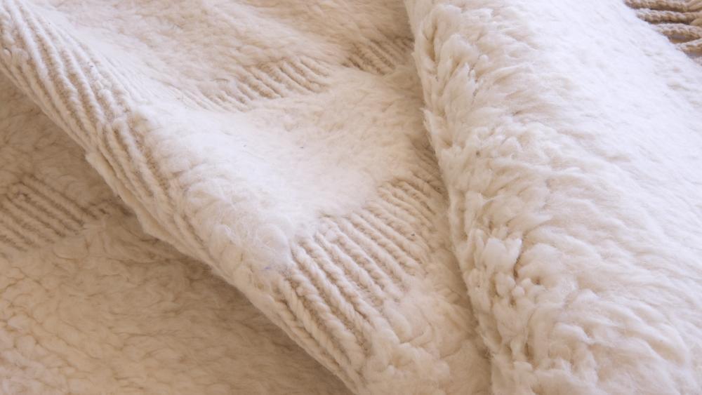 Moroccan White Modern Wool Rug 8.8 x 6 ft / 269 x 184 cm - Surcoma