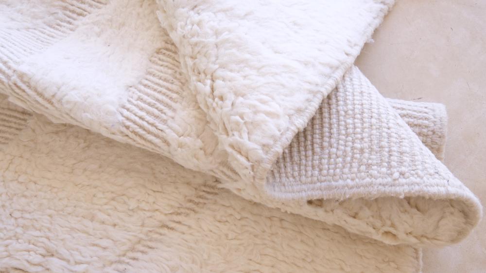 Moroccan White Modern Wool Rug 8.8 x 6 ft / 269 x 184 cm - Surcoma