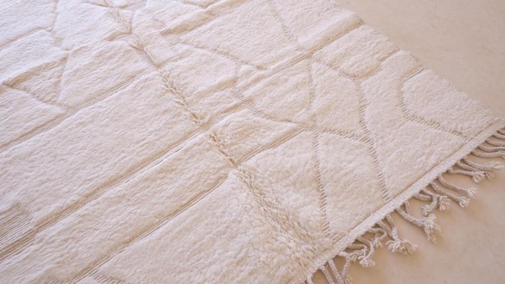 Moroccan White Modern Wool Rug 8.8 x 6 ft / 269 x 184 cm - Surcoma