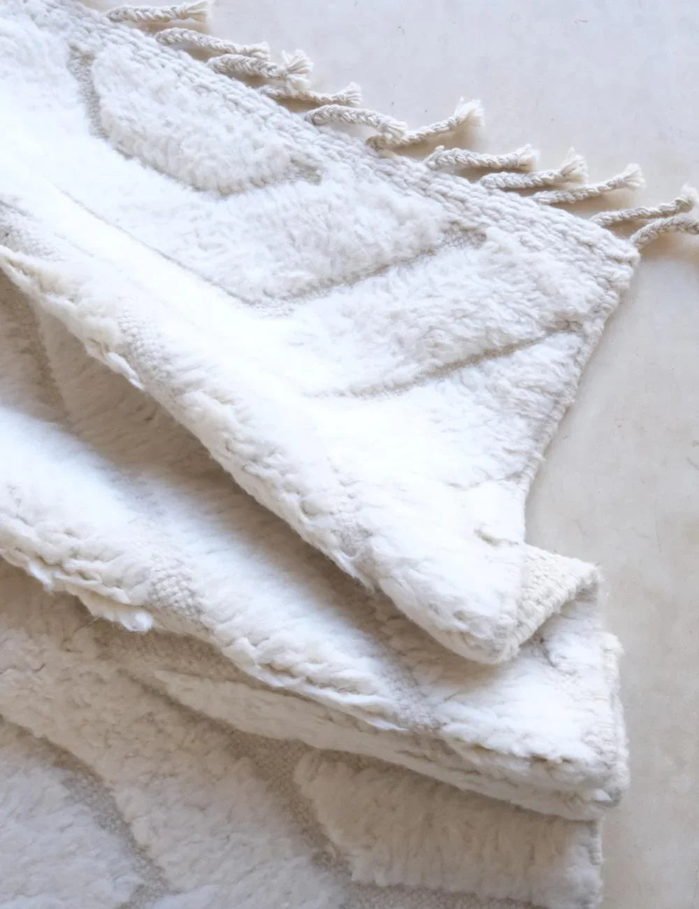Moroccan Rug White 9.9 x 7.9 ft / 301 x 241 cm - Surcoma