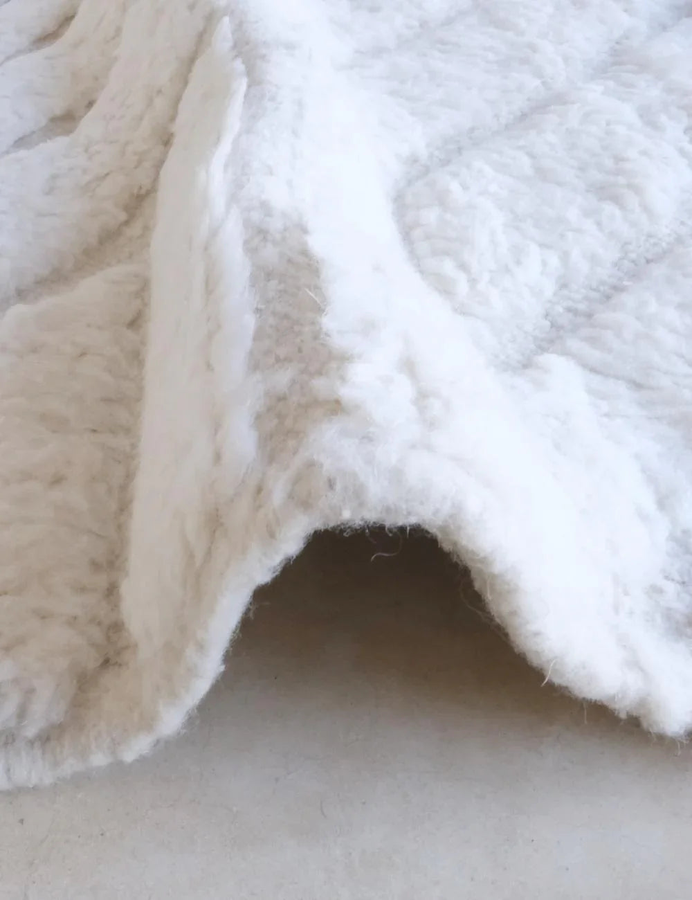 Moroccan Rug White 9.9 x 7.9 ft / 301 x 241 cm - Surcoma
