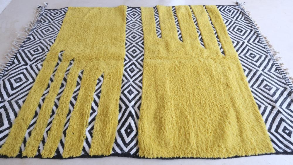 2020s Moroccan Yellow Modern Wool Rug 9.7 x 6.4 ft / 296 x 196 cm - Surcoma