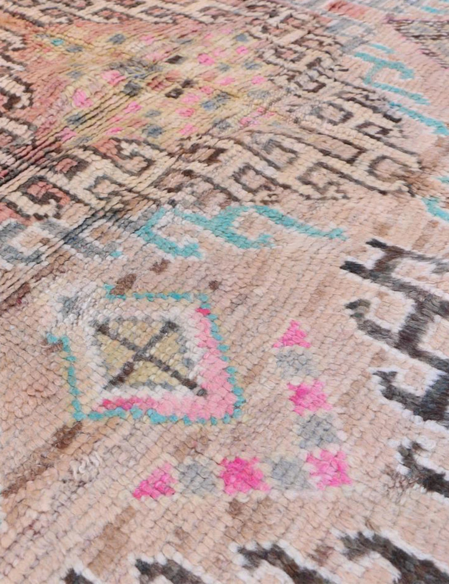 Authentic Moroccan Boujad Wool Rug 9.9 x 5.1 ft / 301 x 156 cm - Surcoma