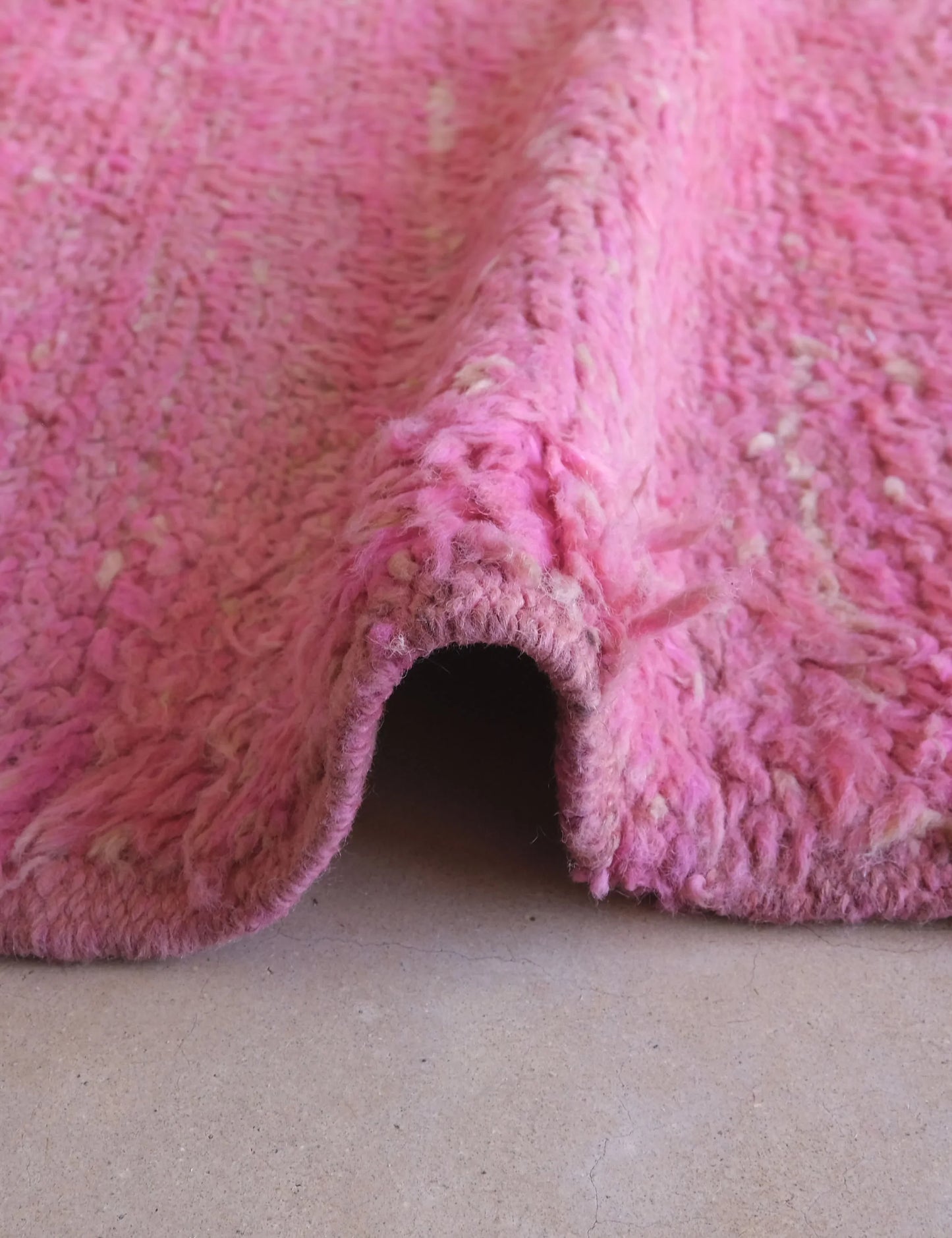 Moroccan Pink Wool Rug 10.4 x 5.7 ft / 317 x 174 cm - Surcoma
