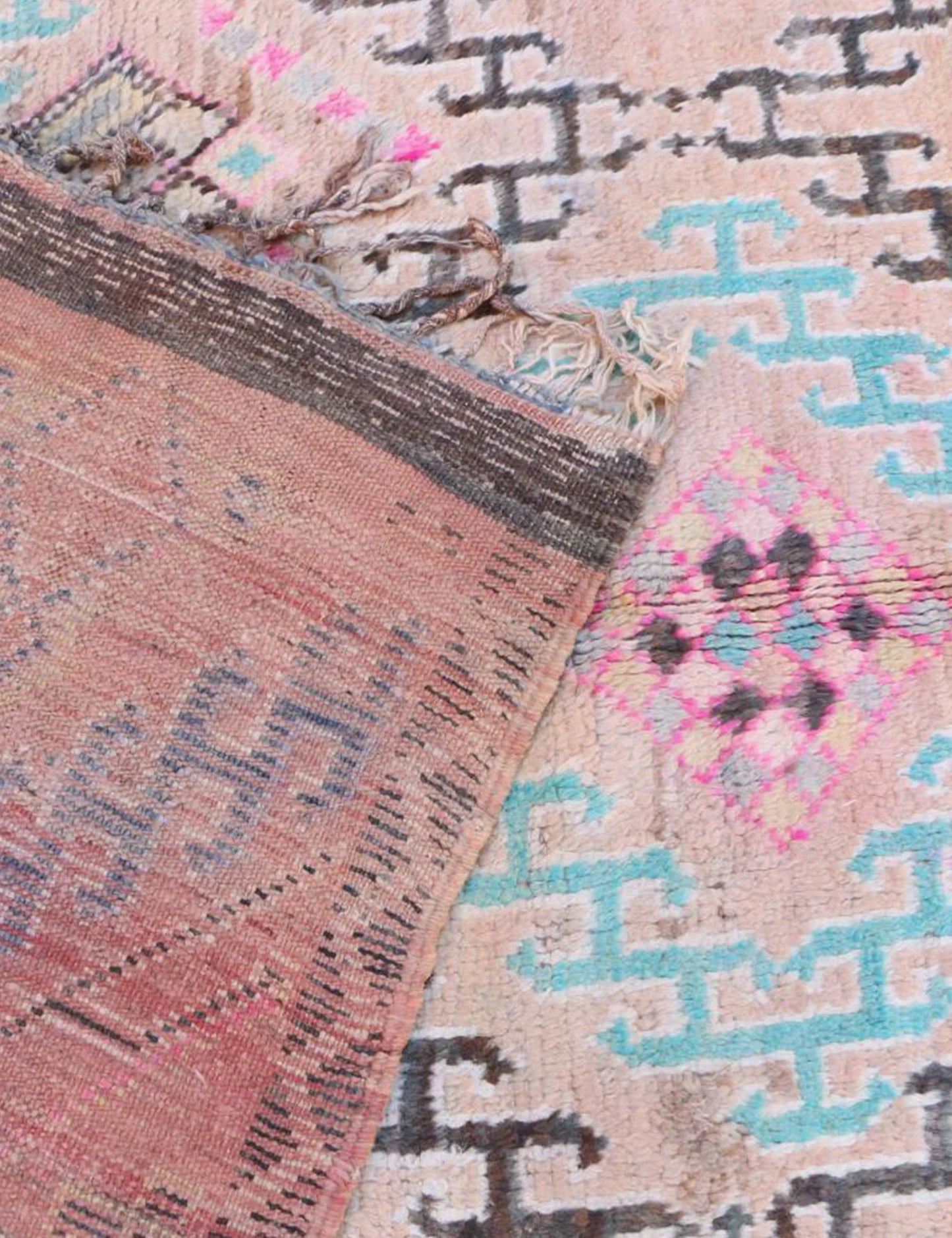 Authentic Moroccan Boujad Wool Rug 9.9 x 5.1 ft / 301 x 156 cm - Surcoma