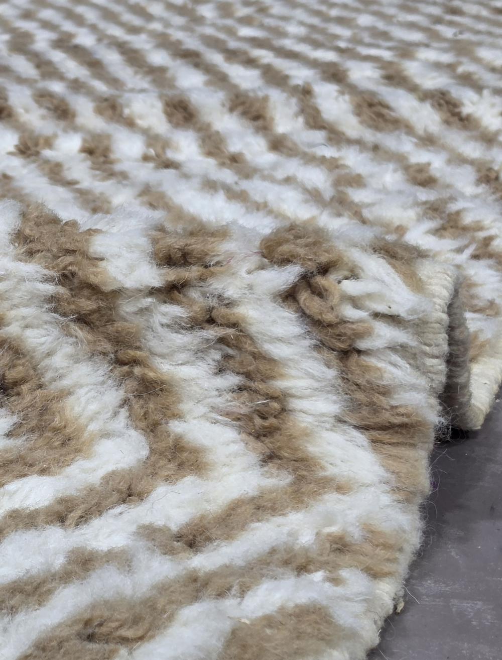 Handwoven Boujad Wool Rug Radiating Chevron 10 x 8.2 ft / 306 x 250 cm