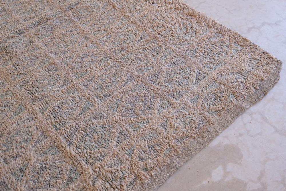 Handknotted Moroccan Rug 8.3 x 6.1 ft / 254 x 187 cm - Surcoma