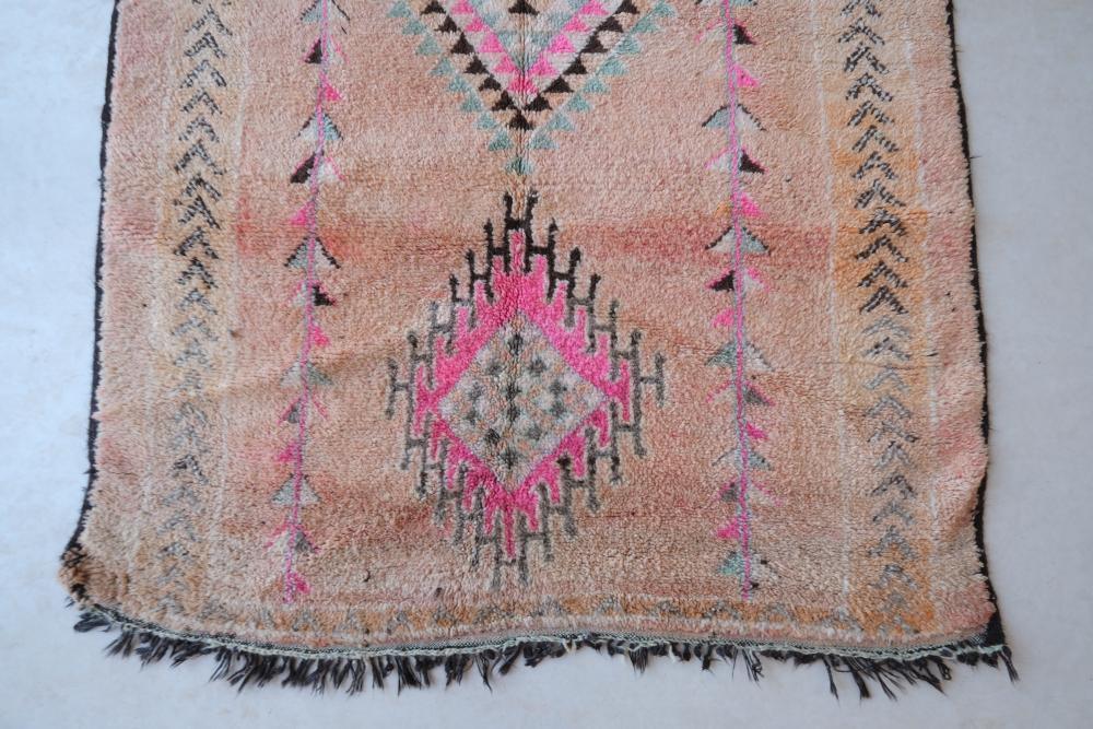 Authentic Pink Moroccan Wool Rug 9.5 x 5.4 ft / 290 x 165 cm - Surcoma