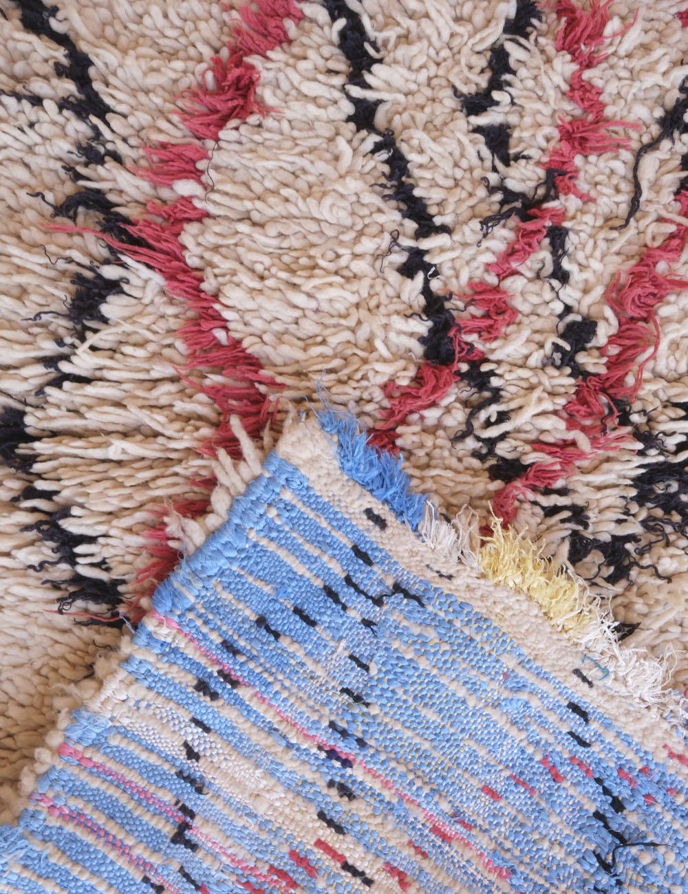 Handwoven Azilal Moroccan Rug with Red and Black Diamond Pattern 4.9 x 2.3 ft / 150 x 72 cm