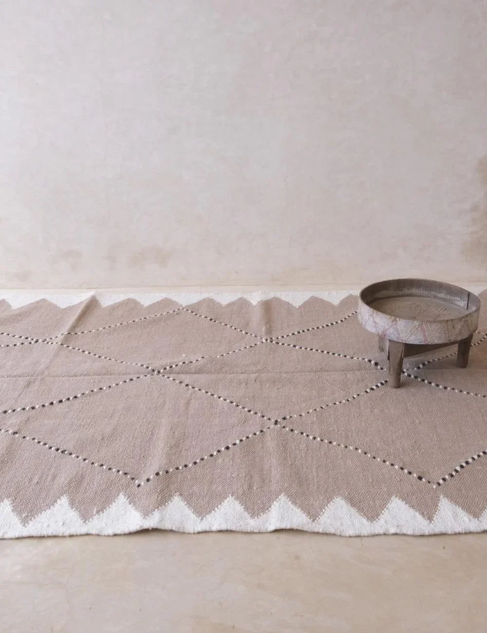 Beige Kilim Moroccan Rug 10.1 x 5.9 ft / 309 x 180 cm - Surcoma