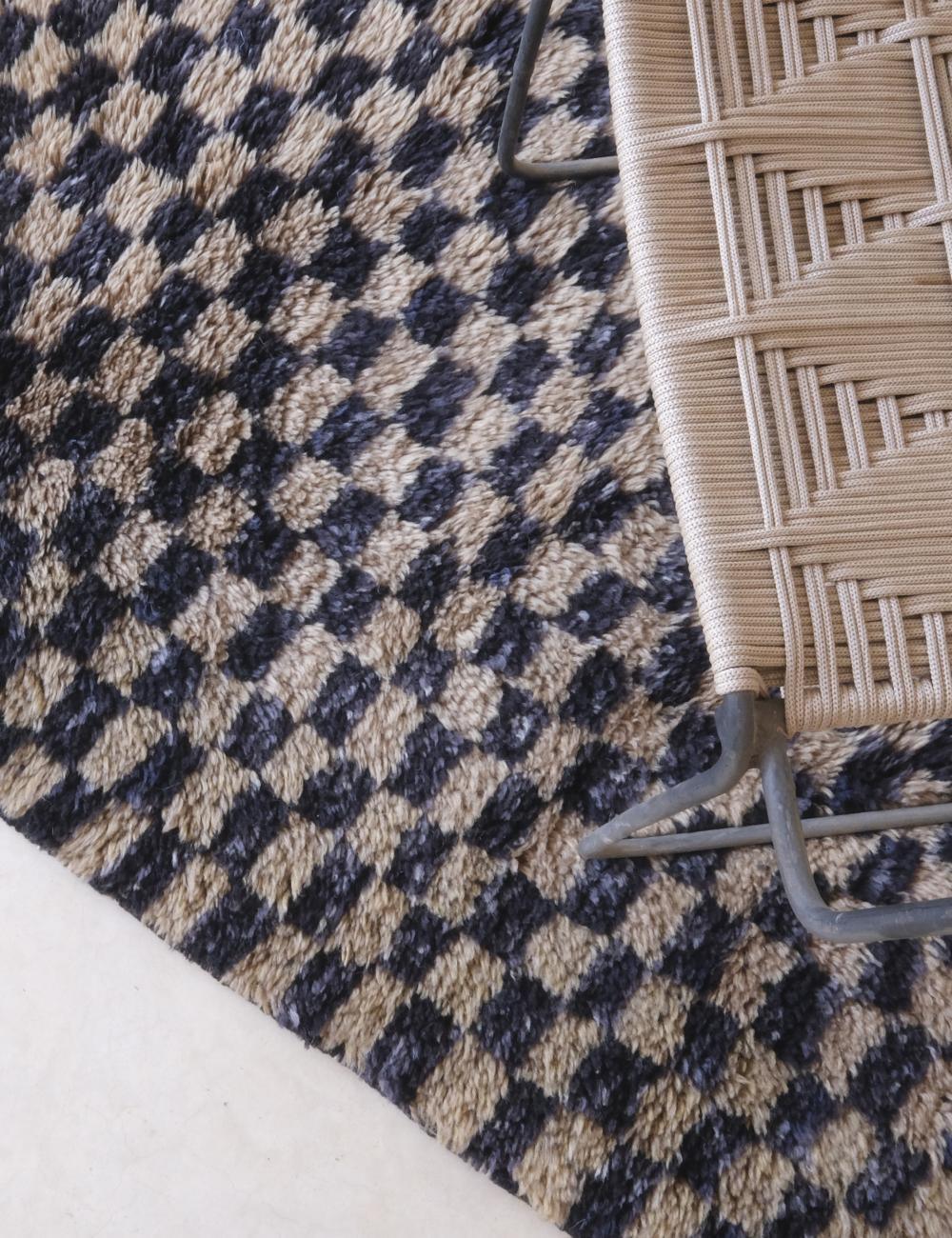 Moroccan Beni Mrirt runner rug, handwoven wool hallway rug with geometric patterns, 100% wool, beige and cream