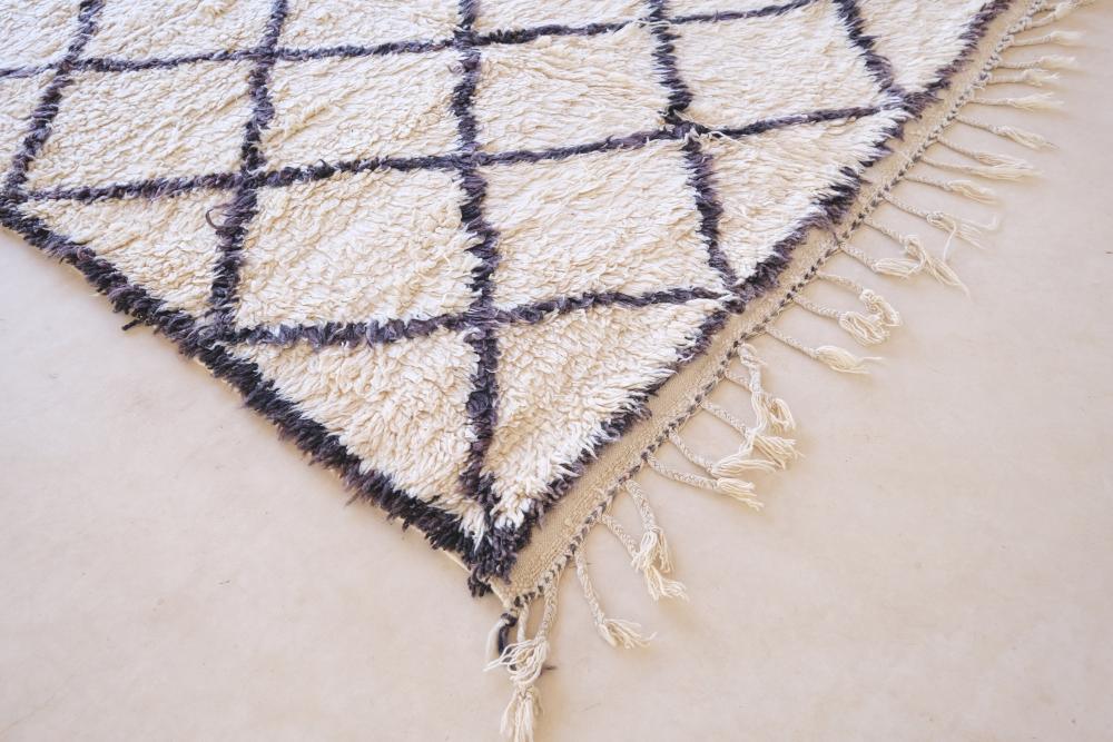 Morocan Beni Ourain Wool Rug 9.2 x 5.2 ft / 280 x 161 cm - Surcoma