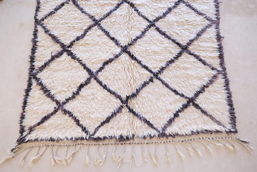 Morocan Beni Ourain Wool Rug 9.2 x 5.2 ft / 280 x 161 cm - Surcoma
