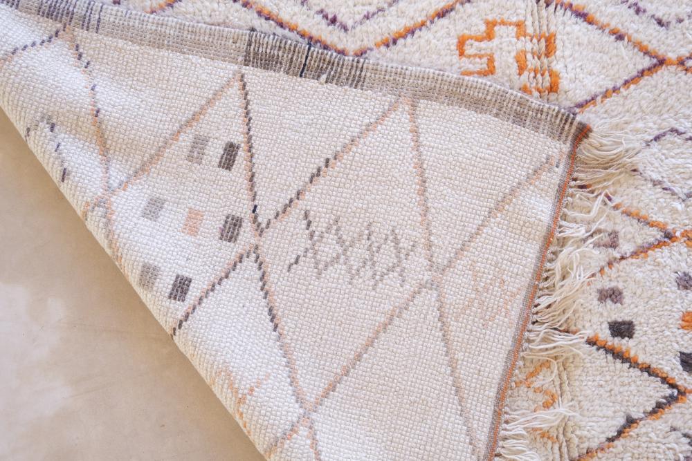 Beni Ourain Rug 7.7 x 6.2 ft / 234 x 190 cm - Surcoma