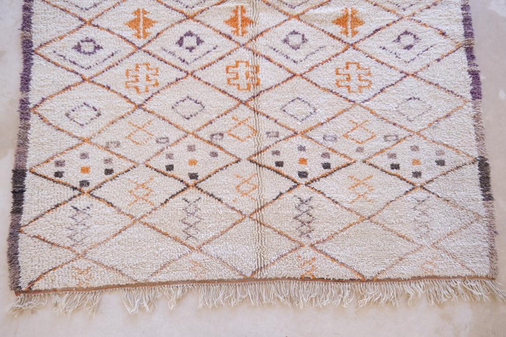 Beni Ourain Rug 7.7 x 6.2 ft / 234 x 190 cm - Surcoma