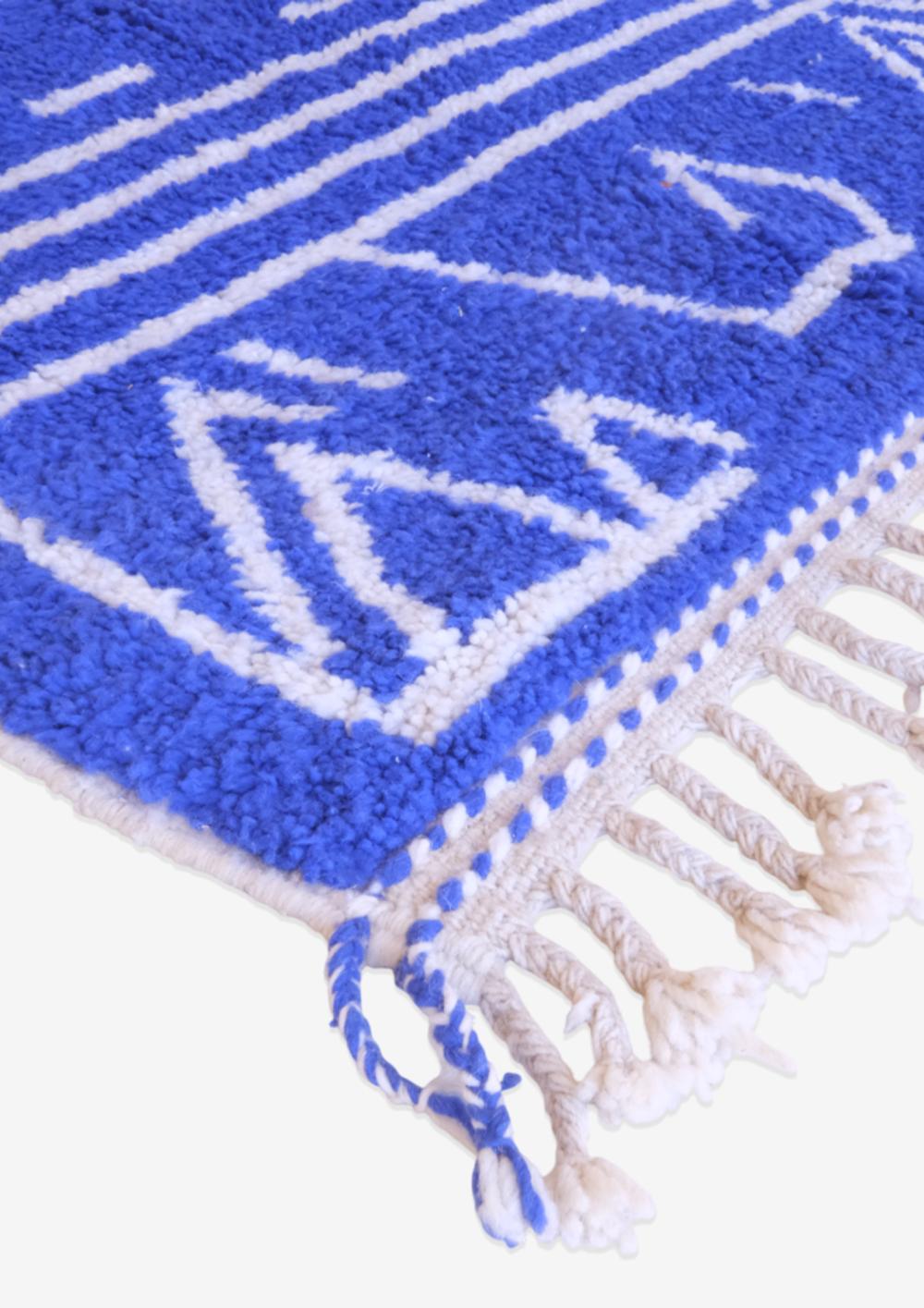 Blue Moroccan Handknotted Wool Rug 5.7 x 4.1 ft / 175 x 126 cm