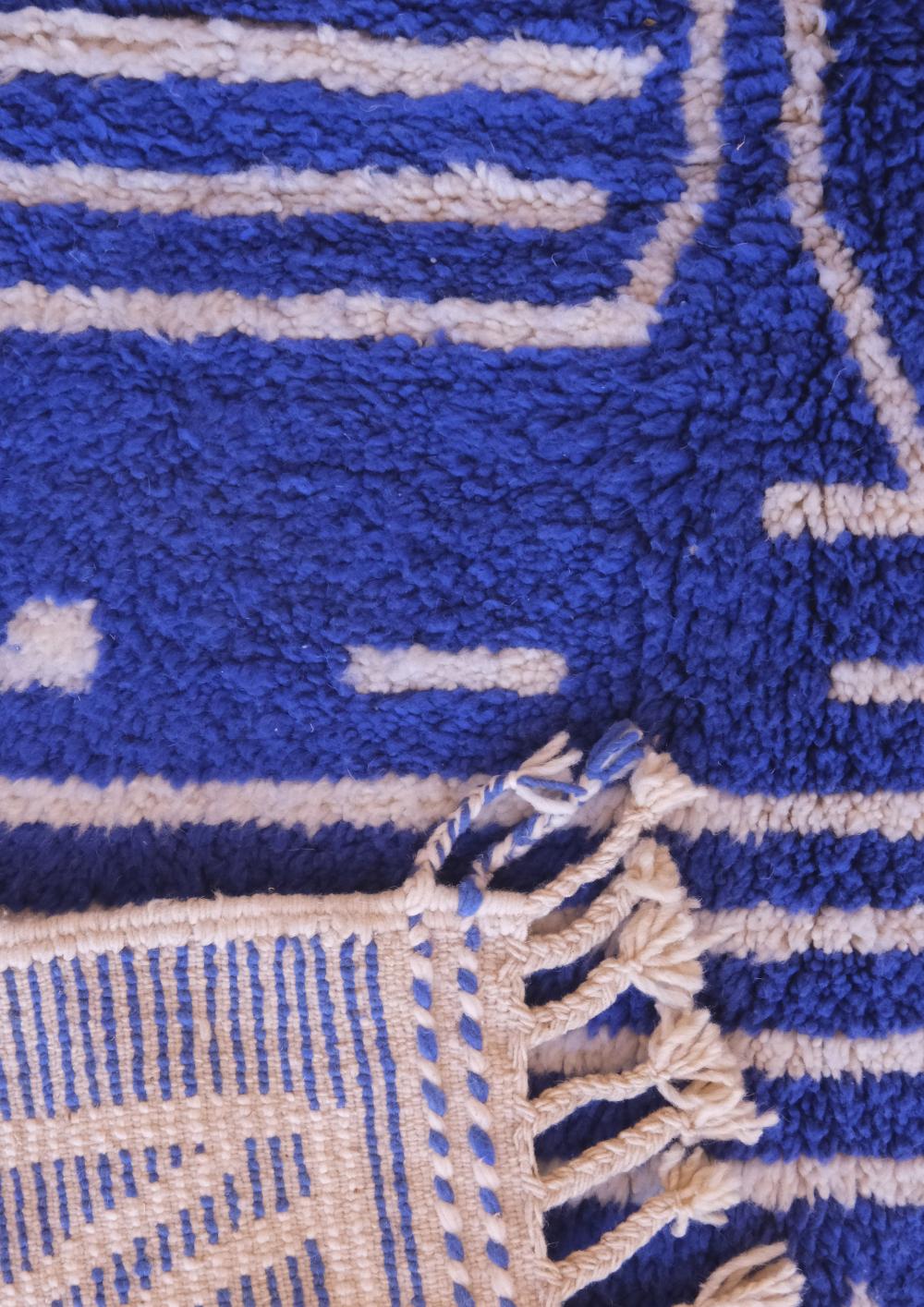Blue Moroccan Handknotted Wool Rug 5.7 x 4.1 ft / 175 x 126 cm