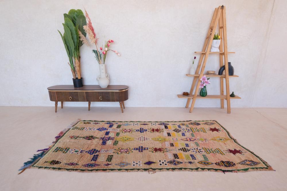 Moroccan Berber Wool Rug 8.3 x 3.8 ft / 252 x 118 cm - Surcoma