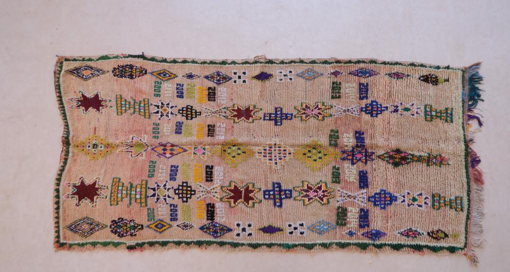 Moroccan Berber Wool Rug 8.3 x 3.8 ft / 252 x 118 cm - Surcoma