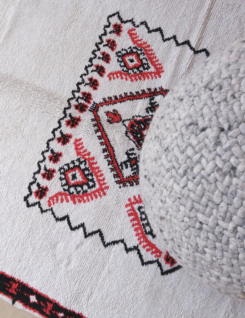 Boujad Berber Carpet 7.8 x 4.3 ft / 237 x 131 cm - Surcoma