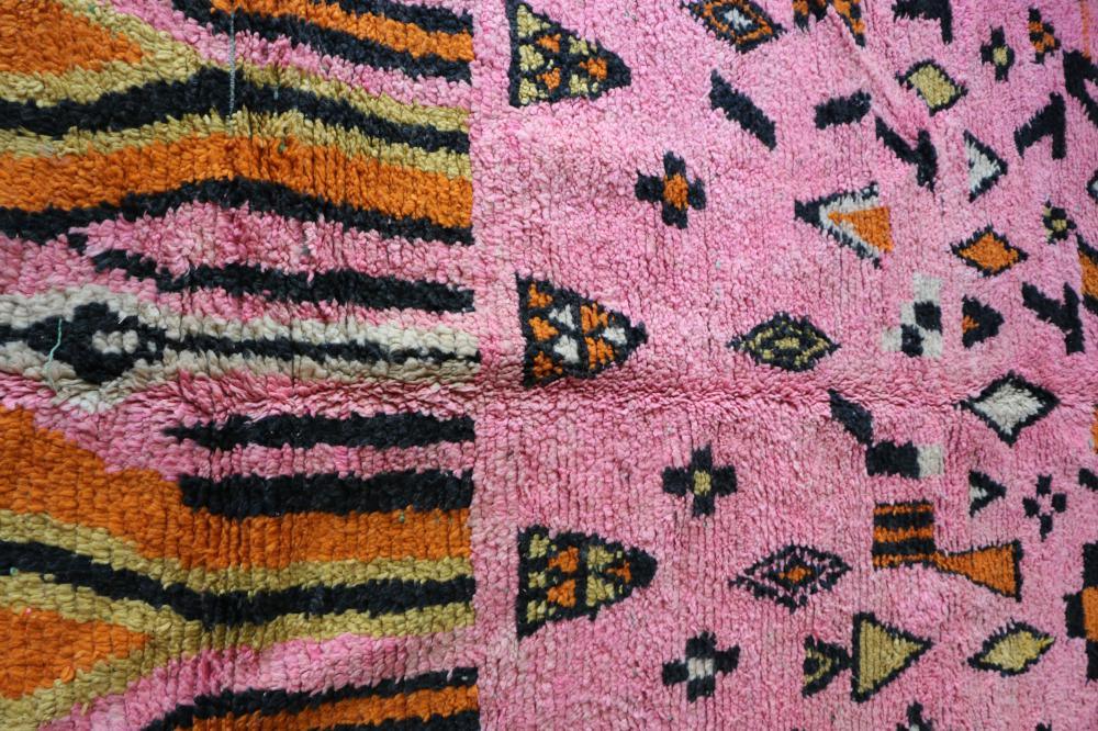 Pink Moroccan Boujad Wool Rug 9.6 x 6.6 ft / 293 x 203 cm - Surcoma