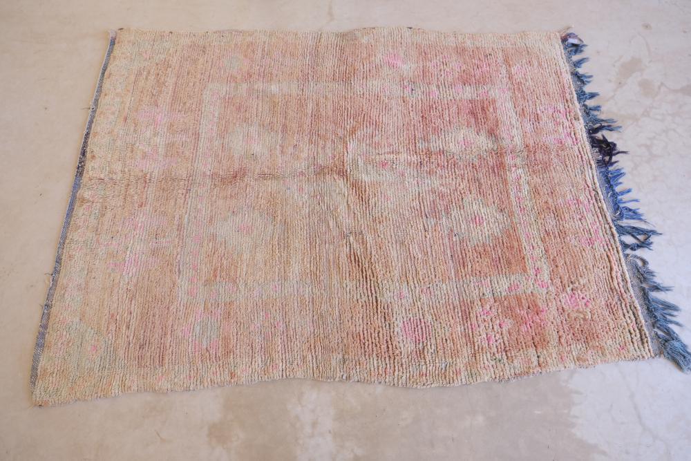 Faded Pink Moroccan Rug 6.5 x 4.6 ft / 199 x 141 cm - Surcoma