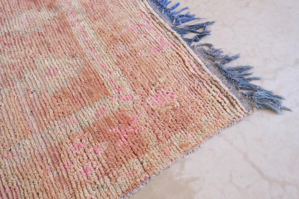 Faded Pink Moroccan Rug 6.5 x 4.6 ft / 199 x 141 cm - Surcoma