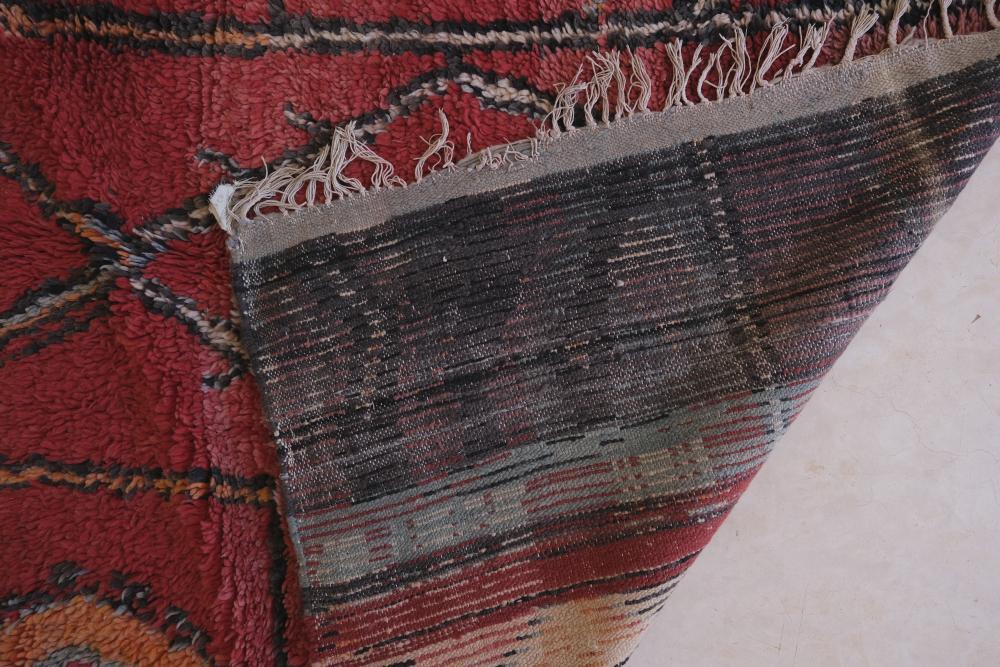 1990s Moroccan Abstract Wool Rug 10.6 x 5.2 ft / 323 x 159 cm - Surcoma