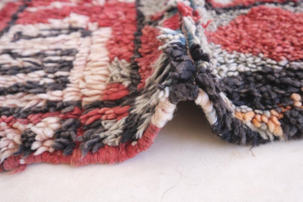 1990s Moroccan Abstract Wool Rug 10.6 x 5.2 ft / 323 x 159 cm - Surcoma