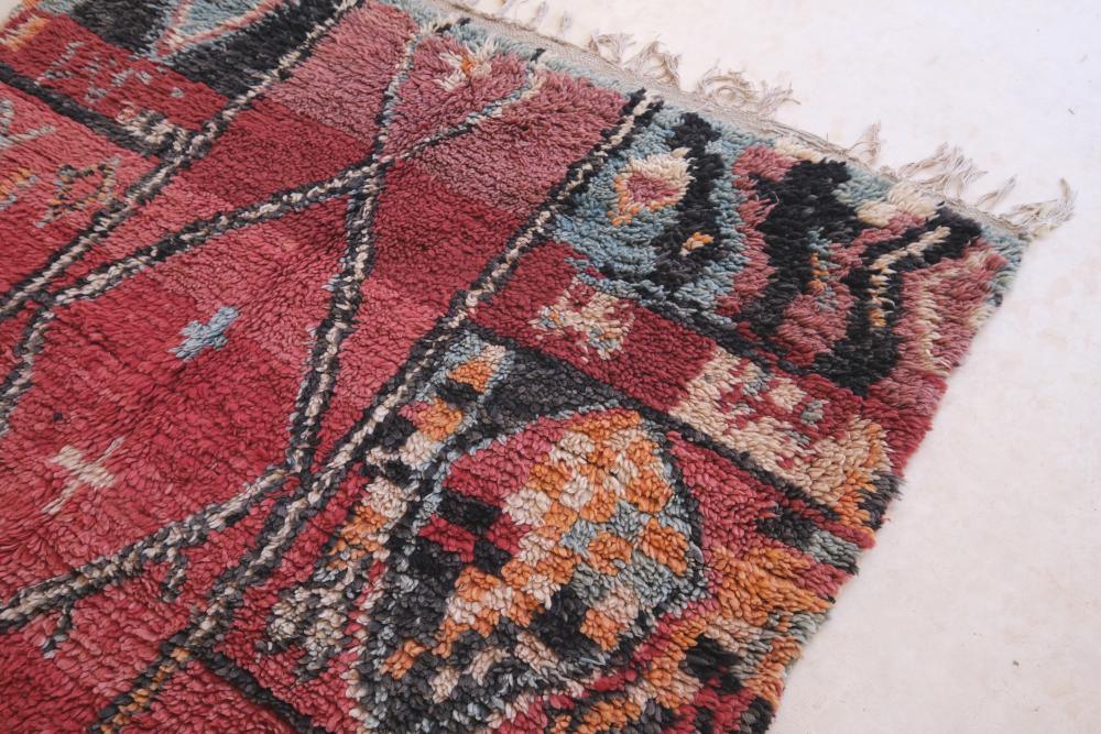 1990s Moroccan Abstract Wool Rug 10.6 x 5.2 ft / 323 x 159 cm - Surcoma